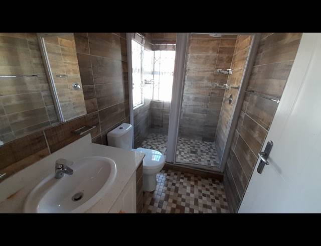 4 BEDROOM FLAT TO LET IN MUSGRAVE